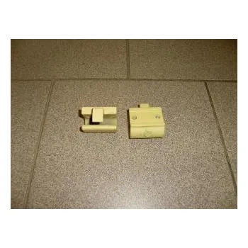 Závěs bočnice Avia 30 1052