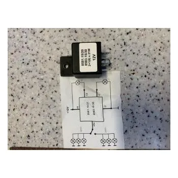 Směrový světlomet Přerušovač blinkrů Multicar M25 12505