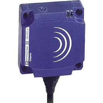 XS8C1A1PAL2 Indukční čidlo XS8 40x40x15, PBT, Sn15/25mm, 12..24VDC, kabel 2m, Schneider Electric