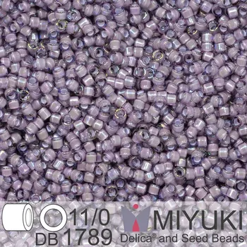 Korálek Korálky Miyuki Delica 11/0. Barva White Lined Amethyst AB DB1789. Balení 5g.