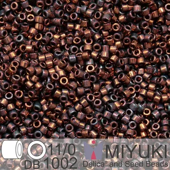 Korálek Korálky Miyuki Delica 11/0. Barva Metallic Dark Copper Gold Iris DB1002. Balení 5g.