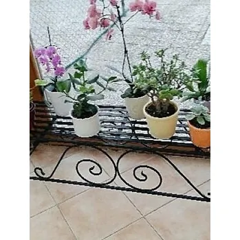 Stojan na květiny Kovaný květinový stolek Martin 3