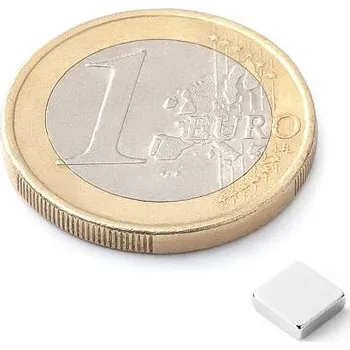 Dekorativní magnet Neodymový magnet kvádr 5 × 5 × 1,5 mm, síla 400 g