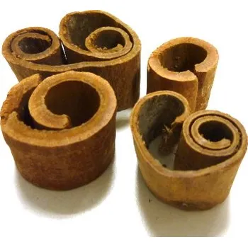 Vánoce Skořice vrutky velké - 4 ks