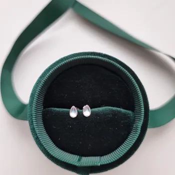 Náušnice Stříbrné náušnice kapky s měsíčním kamenem Susana