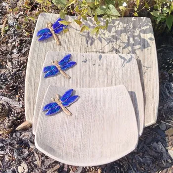 Keramický šamotový tác s vážkou Velikost: 32x32 cm