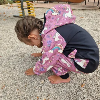 Chlapecká bunda Yháček Softshellová bunda s beránkem Yháček, Jednorožci na starorůžové Velikost: 110