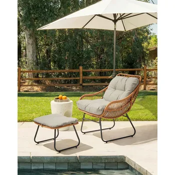 Zahradní židle s podnožkou přírodní barva umělý ratan ocelové nohy šedé podsedáky zahradní nábytek Beliani