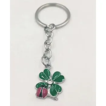 Přívěsek na klíče beruška na čtyřlístku