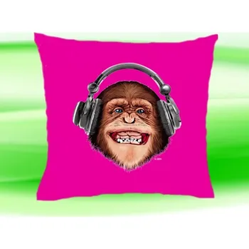 Dekorativní polštářek Polštářek opice se sluchátky růžový