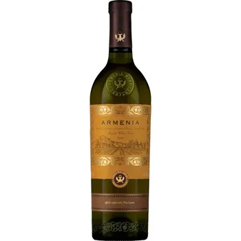 Bílé polosladké víno muškat Armenia 0,75L
