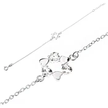 Řetízek Řetízek na ruku ze stříbra 925, kruh ze souměrných srdcí, čiré zirkony