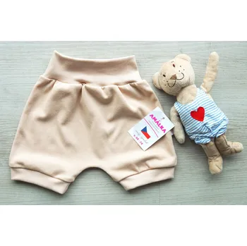 AMÁLKA Bavlněné letní kraťasy s náplety, oříškové Velikost: 92-98