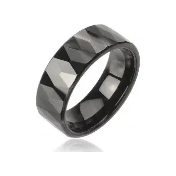 Prsten Wolframový prsten se vzorem broušených černých kosočtverců - Velikost: 49