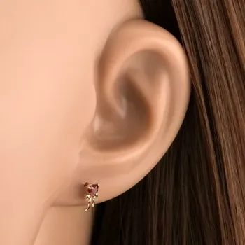 Náušnice 14K zlaté náušnice s granátovým srdcem a lesklou mašlí