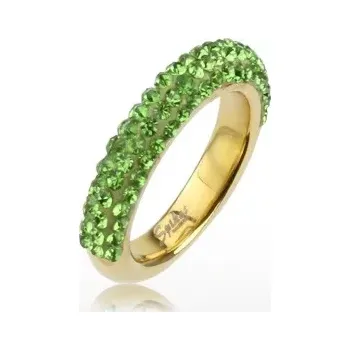 Prsten Třpytivý prsten zlaté barvy z oceli, linie světle zelených kamínků - Velikost: 49