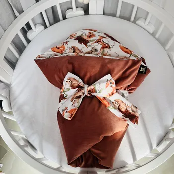 Zavinovačka MIMOUŠEK Péřová zavinovačka / zvířátka Velikost zavinovačky: 80x80 cm, Varianta péřové zavinovačky: péřová výplň + povlak zapínání na knoflíky