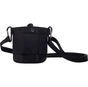 Krmivo pro koně QHP Taška na pamlsky QHP, s ramenním popruhem, černá