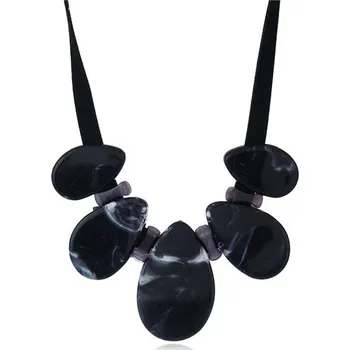 Náhrdelník Elegantní náhrdelník Kapky deště Černý mramor Lodestar 171102114835-BC