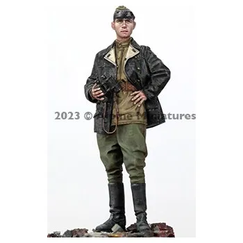 Plastikový model Alpine Miniatures 1/35 WW2 Soviet Tank Officer #1