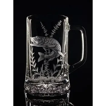 Sklenice půllitr se štikou - ručně ryté (broušené) dárek pro rybáře