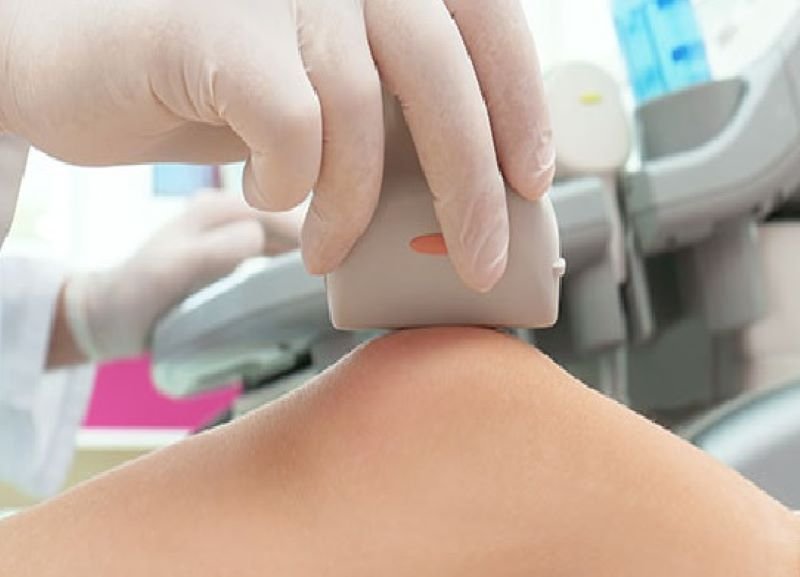 Aplikace včelího jedu ultrazvukem