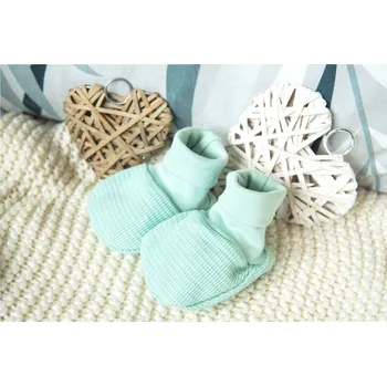 Capáčky AMÁLKA Bavlněné, kojenecké capáčky, zelené vafle Velikost: 68-80