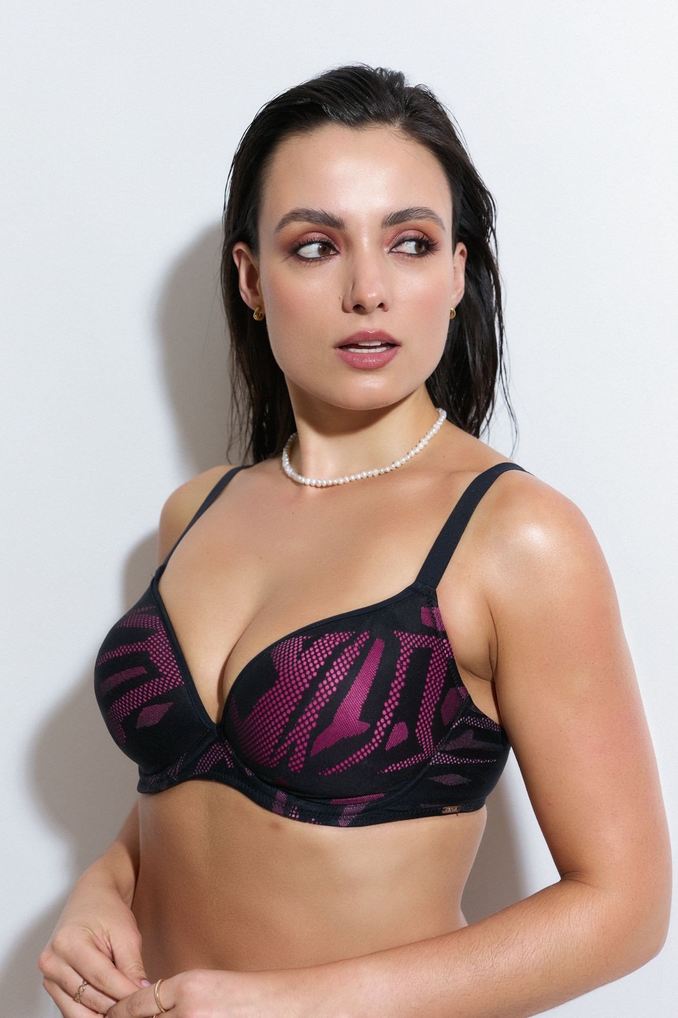 Plavková podprsenka Triola 89250 - BLV82/tmavá růžová / 85 / C f89250-82