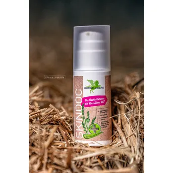 Kosmetika pro koně Bense & Eicke Benze & Eicke SkinDoc pěna na regeneraci 100 ml