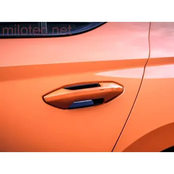 Tuning Kryty pod kliky, Octavia IV. / Kodiaq II., černý lesklý klavírlak (Kryty pod kliky, Octavia IV. / Kodiaq II.)