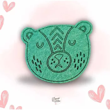 Brož FELT LABEL Brož Medvěď - Tmavá zelená