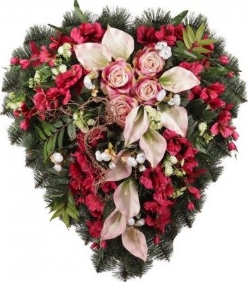 Věnec srdce borovicové 90 x 100 cm, cyklamrnová