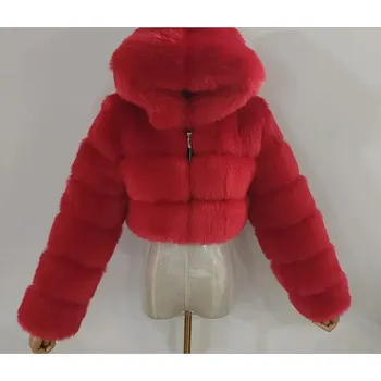 Dámský kožich Dámský crop kožich s kapucí Barva: Červená, Velikost: 5XL
