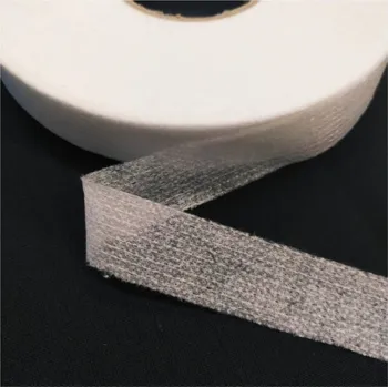 Vlizelín zažehlovací pásek 30 mm, bílý