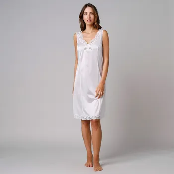 Blancheporte Antistatická spodnička ze saténového úpletu v princesovém střihu s krajkou bílá 50