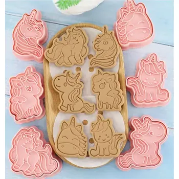 Vykrajovátko 3D vykrajovátka na sušenky - JEDNOROŽCI - 6 ks (Značka: TAKARA TOMY)