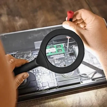 Lupa Astoreo LED Ruční lupa černá