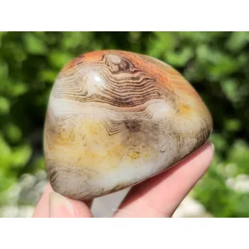 Přírodní kámen Achát sardonyx tromlovaný 74g Čína