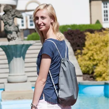 Povlak na dekorativní polštářek Stahovací sportovní batoh 35x45 šedý