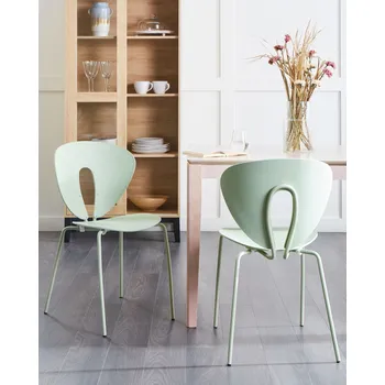 Jídelní židle Sada 2 jídelních židlí zelený syntetický materiál stříbrné kovové nohy stohovatelné bez područek moderní styl kuchyň jídelna Beliani