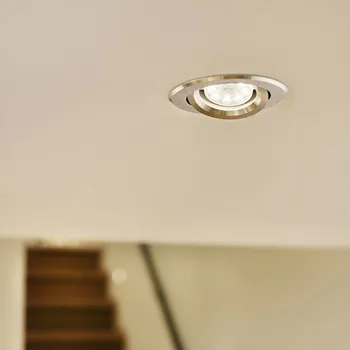 Lampička Philips GU10 PAR16 LED reflektor 4,6W 2.700 K