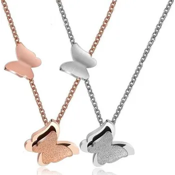 Šperk Náhrdelník z chirurgické oceli Třpytivý motýlek, Barva Stříbrná Impress Jewelry 2304011025452867
