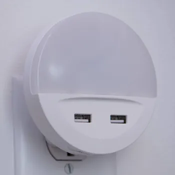 Lampička LEDVANCE Lunetta USB LED noční světlo s USB portem bílé