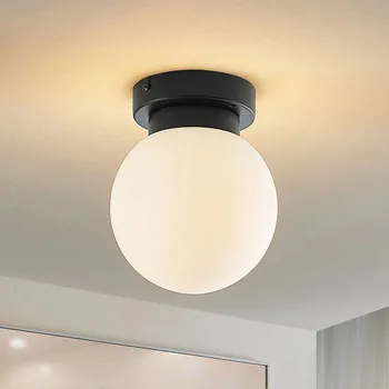 Stropní svítidlo Lindby Tavino, kulové stínidlo, černá barva - Stropní držák - Ø 11 cm, výška 2,5 cm černá matná 1 x 10 W LED - Doprava zdarma