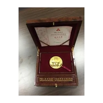 5 uncí zlatá mince China Panda 2009