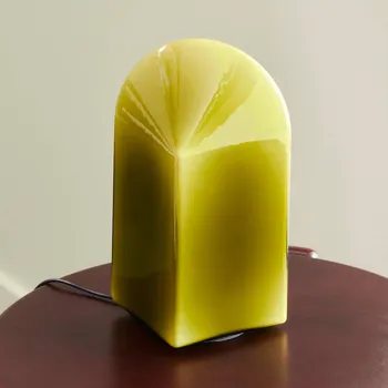 Lampička HAY Parade LED stolní lampa mechově zelená výška 24 cm - kabel 200 cm 1 x 5 W LED - Doprava zdarma