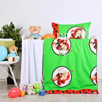 Povlečení dětské bavlněné včelky zeleno-červené EMI: Přikrývka 130x90