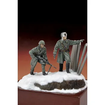 Plastikový model Royal Model 1/35 Italian infantryman and officer 'Russia 1943'