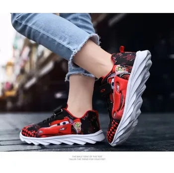 Dětská treková obuv Tenisky pro kluky s motivem Cars - Blesk McQueen Velikost EUR: 30