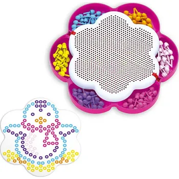 Mozaiková sada Quercetti Pixel Daisy mozaika kopretina s kolíčky set 240 ks + 3 předlohy